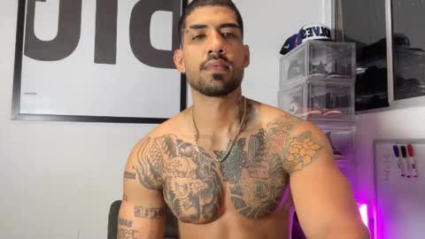 Myke esthetic online show from 10/06/25, 07:17