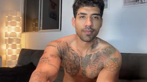 Myke esthetic online show from 03/19/26, 02:59