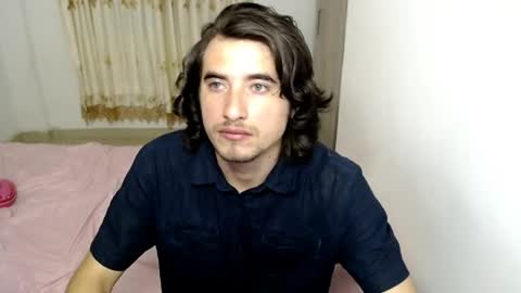 Snapshot of myke_xxx chatting on 05/03/26, 02:17 mike online show from 05/03/26, 02:17