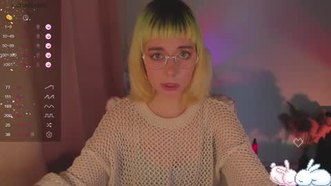 MylaFlores online show from 12/18/24, 08:42