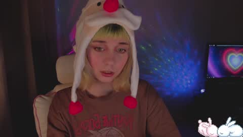 MylaFlores online show from 12/27/24, 02:04