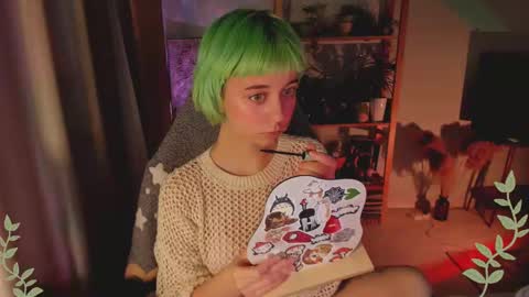 MylaFlores online show from 03/08/25, 12:55