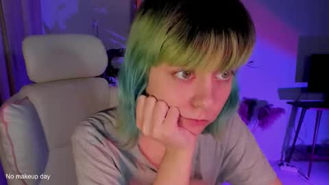 MylaFlores online show from 09/14/25, 02:00