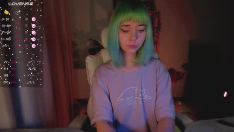 MylaFlores online show from 01/09/26, 02:25