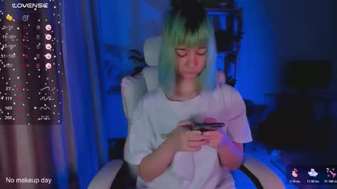 MylaFlores online show from 01/18/26, 02:59