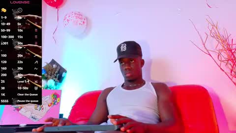 Mylo Wallace  online show from 03/07/25, 02:15