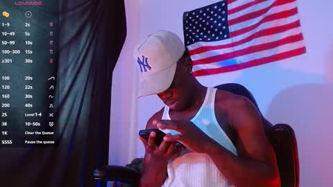 Mylo Wallace  online show from 10/13/25, 07:14