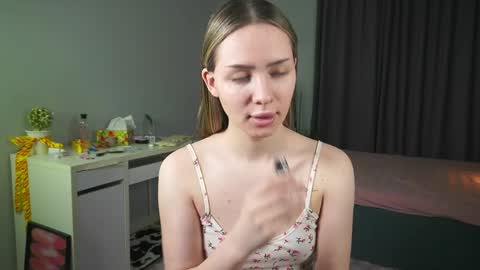 Tori online show from 03/28/26, 04:12