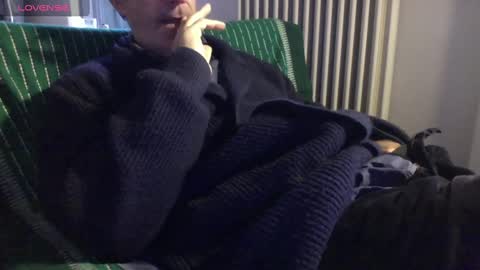 Bi sexy guy lovense hush is on private is open or password show tip if you like. online show from 03/10/25, 08:04