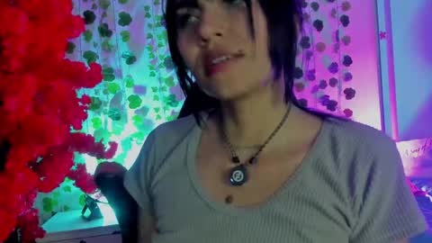 Snapshot of myomi_nix chatting on 04/27/26, 03:48 myomi online show from 04/27/26, 03:48