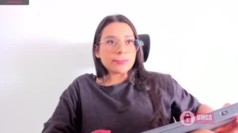 Bella online show from 01/22/25, 05:38