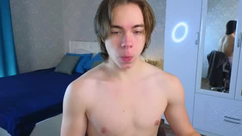 Snapshot of myshkek chatting on 03/08/25, 02:55 Mickey online show from 03/08/25, 02:55