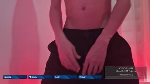 Snapshot of myskinny18 chatting on 10/11/25, 03:06 ThiagoFirst Time online show from 10/11/25, 03:06