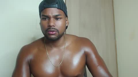 mysterious_black__ online show from 01/14/26, 05:24