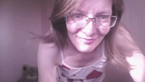 Snapshot of mysterious_blondy chatting on 07/09/26, 12:37 mysterious_blondy online show from 07/09/26, 12:37