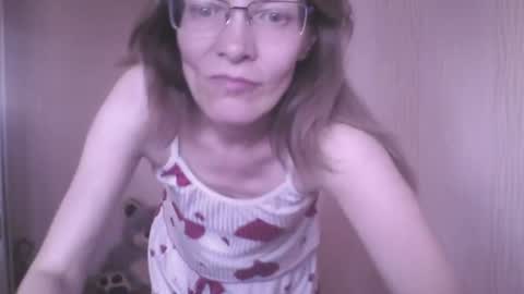 Snapshot of mysterious_blondy chatting on 07/20/26, 05:11 mysterious_blondy online show from 07/20/26, 05:11