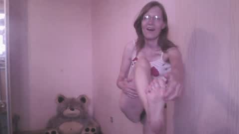 Snapshot of mysterious_blondy chatting on 07/28/26, 11:17 mysterious_blondy online show from 07/28/26, 11:17