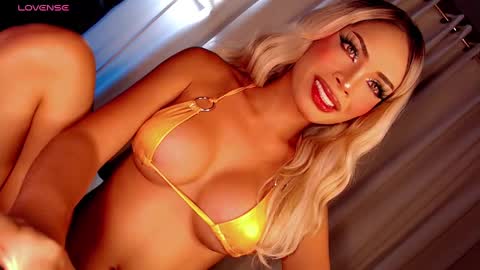 Olivia online show from 03/08/25, 05:38