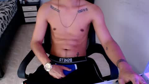 mysteryboy_thin16 online show from 02/11/25, 11:01