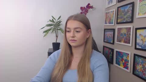 Erica online show from 01/17/25, 10:33