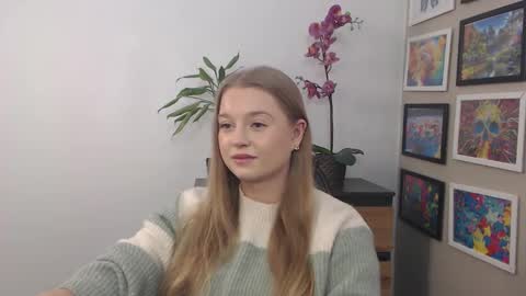 Erica online show from 03/05/25, 06:54