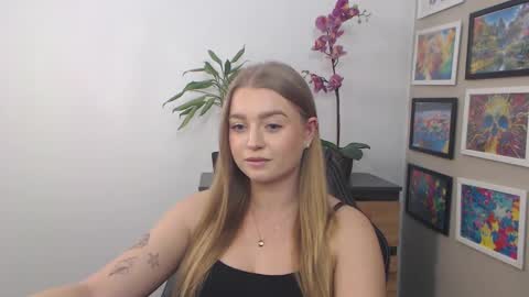 Erica online show from 03/07/25, 08:56