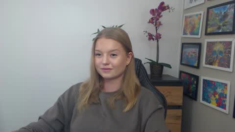 Erica online show from 02/08/26, 12:08