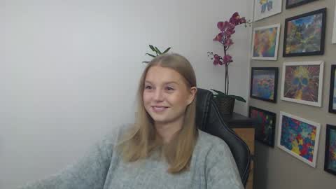 Erica online show from 03/02/26, 12:56