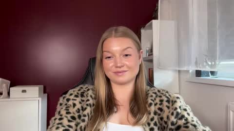 Erica online show from 05/07/26, 11:15