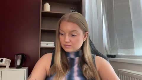Erica online show from 06/02/26, 12:07
