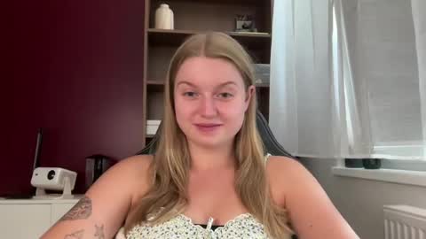 Snapshot of mysteryericax chatting on 06/27/26, 11:04 Erica online show from 06/27/26, 11:04