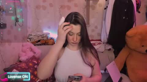 Snapshot of mystic_lilly chatting on 02/12/26, 08:15 Lilly magic lilly online show from 02/12/26, 08:15