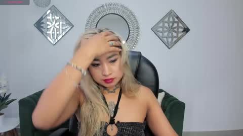 mystic_nova_ online show from 05/31/26, 11:17