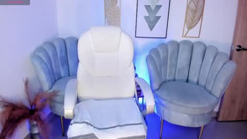 mystic_nova_ online show from 06/03/26, 02:33