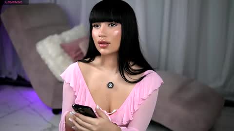 Snapshot of mysticlayla chatting on 11/10/25, 04:55 mysticlayla online show from 11/10/25, 04:55