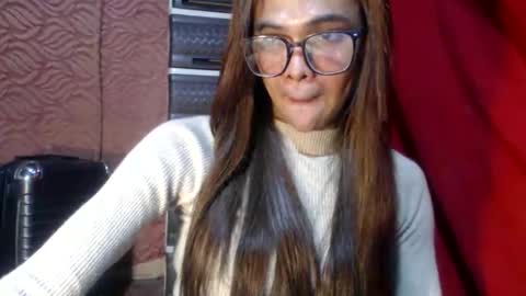 Snapshot of mysticofcum22 chatting on 03/25/26, 09:48 Krestine online show from 03/25/26, 09:48