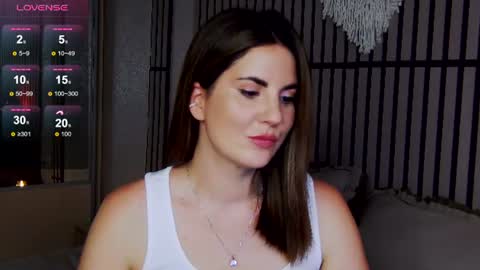 Snapshot of mystique_girl_ chatting on 07/09/26, 08:13 Angeline online show from 07/09/26, 08:13