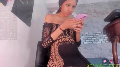          online show from 11/12/25, 02:06