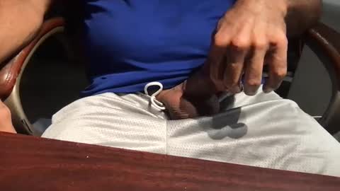 Snapshot of mythickness chatting on 09/22/25, 01:40 mythickness online show from 09/22/25, 01:40