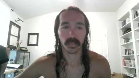 Snapshot of mythrowawayatx chatting on 07/09/26, 01:59 mythrowawayatx online show from 07/09/26, 01:59