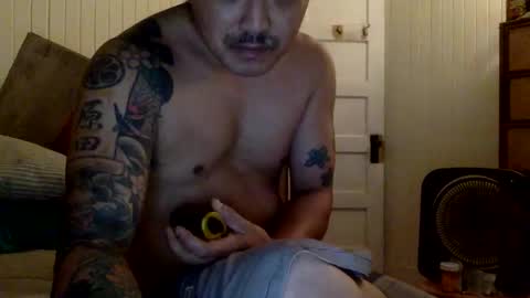 str8 dom alphaAsian Daddy type. sorry not bi or  curious but i dont judgediscrimenate. online show from 11/15/25, 01:51