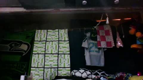 Pebbles got that wet wet online show from 03/03/25, 09:05