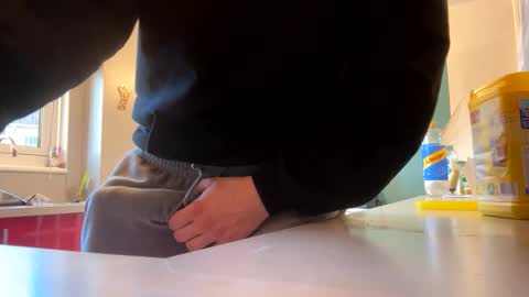 n0facen0case1 online show from 01/04/25, 11:54