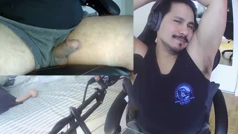Snapshot of n0ttheface chatting on 11/20/25, 04:07 N0ttheFace online show from 11/20/25, 04:07