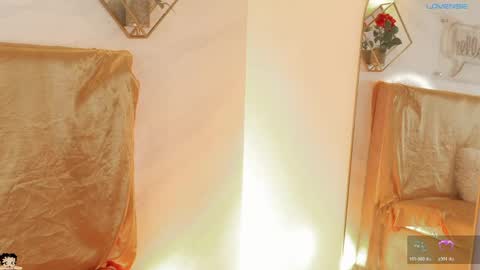 naamah_b online show from 05/11/26, 02:34