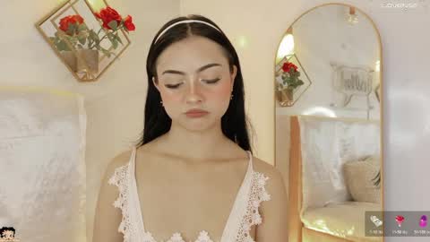 naamah_b online show from 06/04/26, 02:34