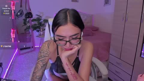 Snapshot of naath_ chatting on 12/16/24, 11:28 anny online show from 12/16/24, 11:28
