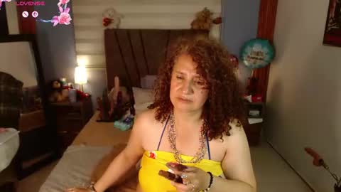 Snapshot of nadia_84 chatting on 06/18/26, 01:28 nadia_84 online show from 06/18/26, 01:28