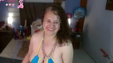 Snapshot of nadia_84 chatting on 06/30/26, 12:28 nadia_84 online show from 06/30/26, 12:28
