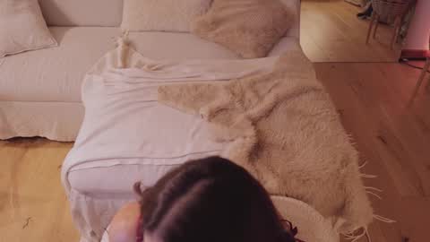 Nadia online show from 10/04/25, 07:12